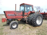 1982 International 5088 Diesel Tractor