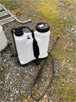 Back pack sprayer