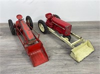 Tru-Scale & International Tractors W/Loaders, 1/16
