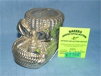 Baby shoe bank all cast metal