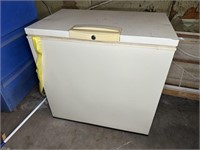 Small Kenmore freezer chest