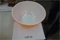 Pyrex orange bowl 403, 2.5 qt.