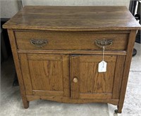 Single drawer oak wash stand with double doors