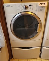 Maytag Dryer, Riser