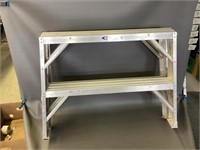 Tools - Sawhorse stepladder