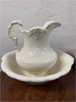 Vintage Pearl Colored Washbasin & Pitcher