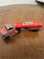 1955 Mobile Oil Tootsie Toy Die Cast 4" Truck
