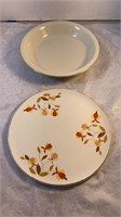 Hall Autumn Leaf Pie Dish and Serving Plate