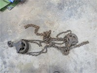 Chain Hoist 1,000lbs Cap.