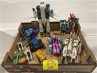 GROUP OF TRANSFORMER TOY FIGURES