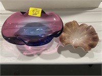 2 NICE ART GLASS BOWLS