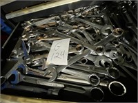 K - MIXED LOT OF HAND TOOLS (G124)