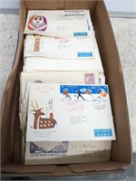 TRAY OF FOREIGN STAMPS AND POST CARDS