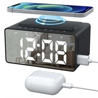 A  Alarm Clock Radio with Wireless Charging  USB