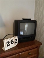 GE TV WITH VCR PLAYER