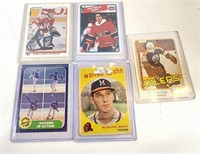 COLLECTABLE Assorted Sports Trading Cards (x9)
