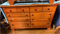 Oak MAde in USA Dresser ( NO SHIPPING)