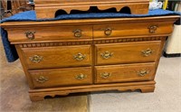 Vaughan Furniture Dresser ( NO SHIPPING)