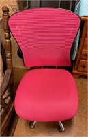 Pink Office Chair ( NO SHIPPING)