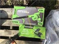 D1. Cordless leaf blower unused with unused air