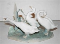 Llardo "Three Geese" Figurine, 9" L x 5 1/2" H