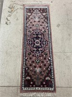 Small Rug
Approx 12in x 37in