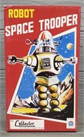 Robot Space Trooper Wind-up Tin Toy