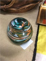 Art glass paperweight