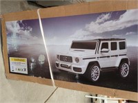 MERCEDES AMG-G-63 RIDE ON CAR, NIB