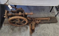 ANTIQUE DRILL PRESS