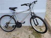 DIAMONDBACK 21 SPEED  MEN'S BIKE