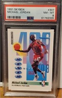 Vintage 1991 Skybox #307 Michael Jordan Card
