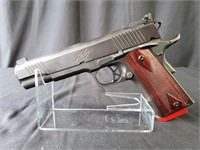 Kimber .45 ACP Classic Custom Target Pistol