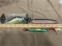 Muskie Lures, Dark green one is over 6 ounces