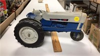 Ford commander 6000 die cast model tractor