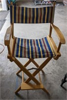 WOOD/CANVAS DIRECTOR'S STYLE CHAIR