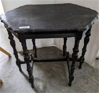 PAINTED ACCENT TABLE