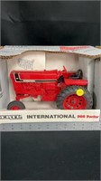 ERTL, special edition international 966, tractor