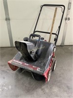 Yard Macines 3.5 Hp, 98cc, 2 cycle snow thrower.