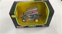 Racing champions World of outlaws sprit car, 1:24
