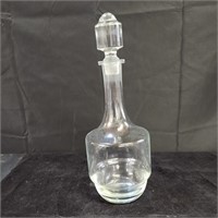 Sturdy Clear Glass Decanter