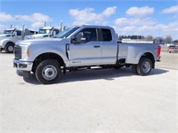 2023 Ford F350 Pickup Truck 1FT8X3DT7PEE11784