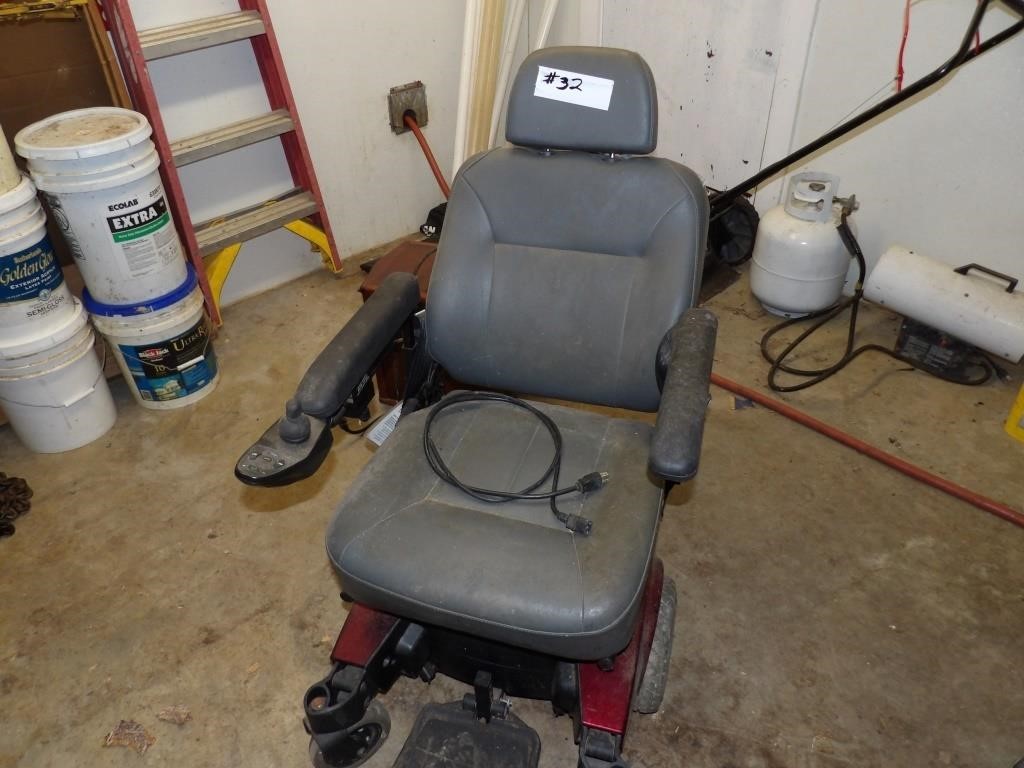 Invocare electric wheelchair