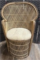 Nice Vintage Rattan Peacock Whicker Barrel Chair