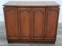 Vintage hi-fi cabinet w/ KLH model twenty-five