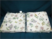 4- 17" x 16" Butterfly Seat Cushion w/ Ties