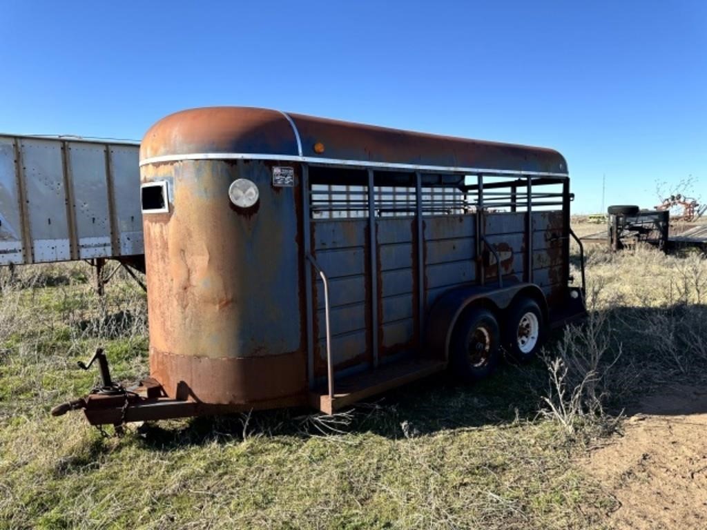 1989 WW bumper pull stock trailer