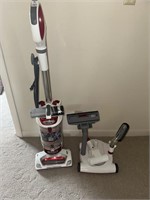 Shark vacuum cleaner