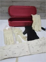 VINTAGE GLOVES