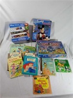 Fantastic DISNEY lot! Includes Books, puzzles and